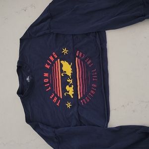 Cropped long sleeve lion king tee